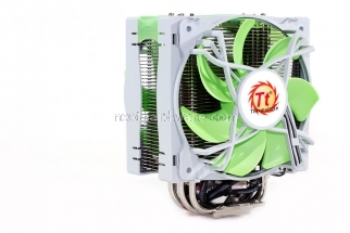 Prolimatech Super Mega, Thermaltake Jing, Thermalright Silver Arrow 6.Visto da vicino - Thermaltake Jing 2