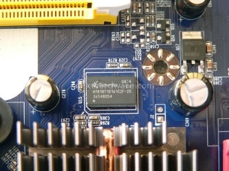AMD Phenom II X4 810 e Sapphire 790GX 5. Sapphire 790GX - In dettaglio 6