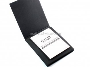 OCZ Vertex Limited Edition 100 GB 1. Box & Bundle 6