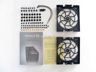 Thermaltake Element G 1. Packaging & Bundle: 5