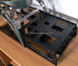 Antec Skeleton - Think Beyond the BOX 2. Mother Board Tray 3