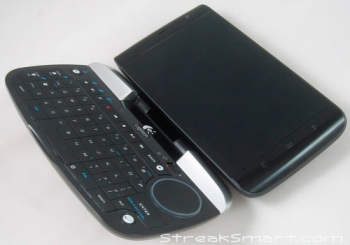 Dell Streak e la tastiera Logitech DiNovo Mini 1
