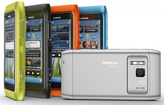 Nokia inizia le spedizioni dello smartphone N8 1