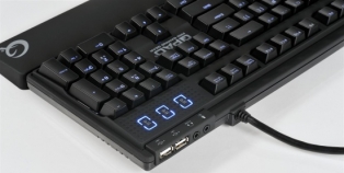 QPAD presenta la tastiera gaming MK-80 1