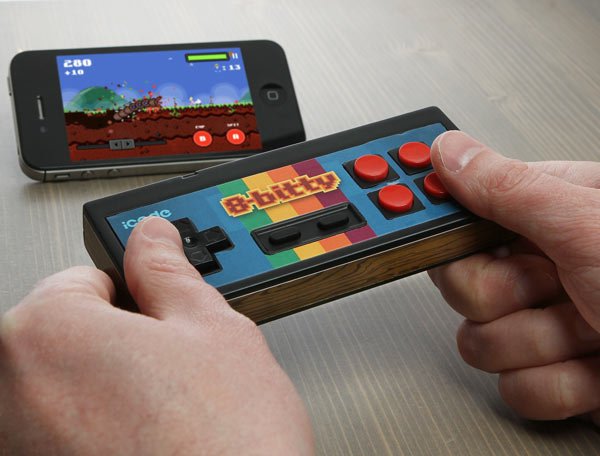 8-Bitty, controller Bluetooth per giocatori nostalgici 1