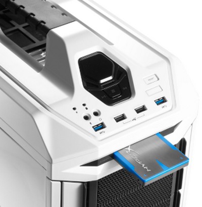 CM Storm lancia il nuovo case gaming Stryker 2