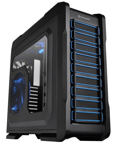 Thermaltake lancia il case gaming Chaser A71 1