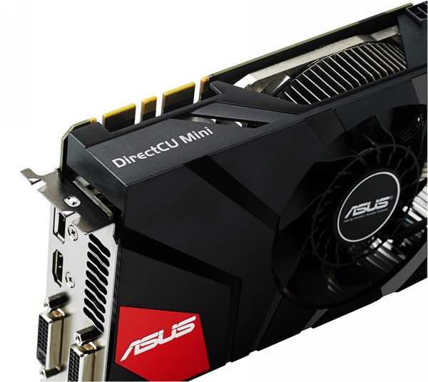 Asus rende disponibile la GeForce GTX 670 DirectCU Mini 4