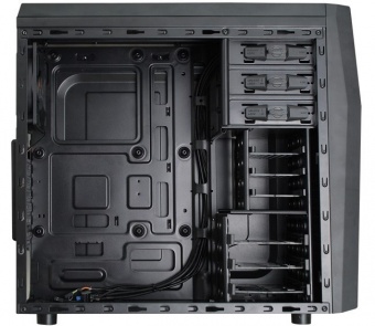 Cougar lancia il nuovo chassis gaming MX300 3