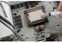 MSI rinforza il socket delle recenti mainboard LGA 1151 con un innovativo accessorio.