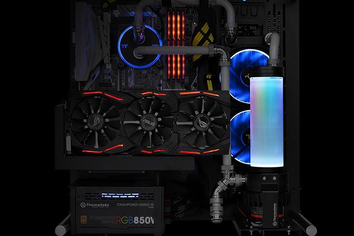 Thermaltake rilascia la Pacific PR22-D5 Plus 1