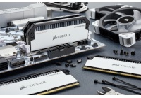 Disponibili da oggi i nuovi kit di memoria DDR4 Dominator Platinum da 3466MHz in una accattivante livrea bianca.