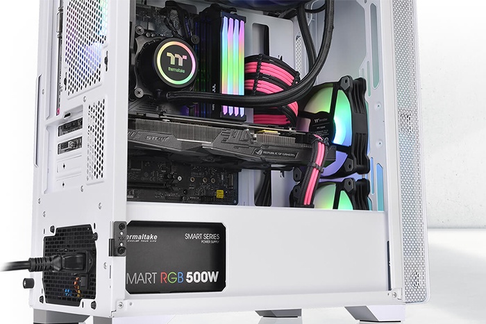 Thermaltake presenta il case S100 4