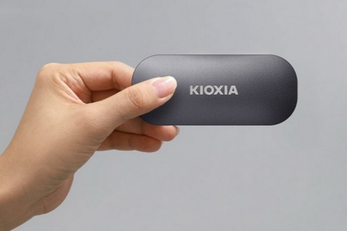KIOXIA presenta gli EXCERIA PLUS Portable SSD 1