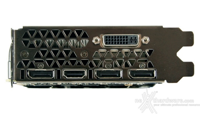NVIDIA GeForce GTX TITAN X 3. Vista da Vicino 9