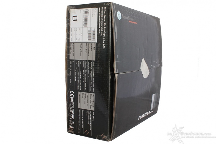 SilverStone Fortress FTZ01 1. Packaging & Bundle 1
