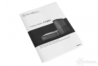 SilverStone Fortress FTZ01 1. Packaging & Bundle 3