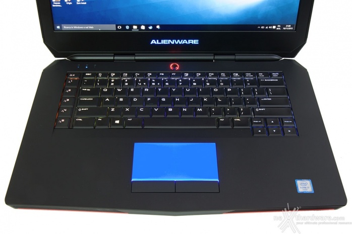 Alienware 15 R2 2. Visto da vicino 8