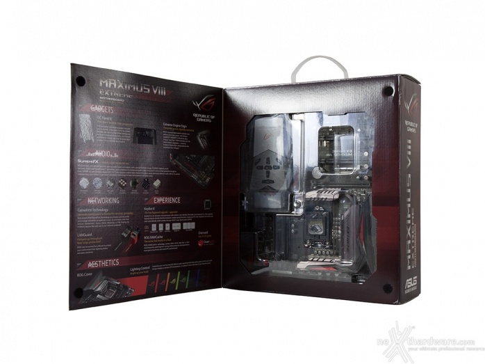 ASUS MAXIMUS VIII EXTREME 2. Packaging & Bundle 3