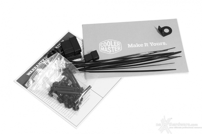 Cooler Master MasterBox 5 1. Packaging & Bundle 4