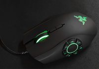 Un mouse di qualità con sette pulsanti meccanici ottimizzati e profili preconfigurati per la massima efficienza in gioco. 