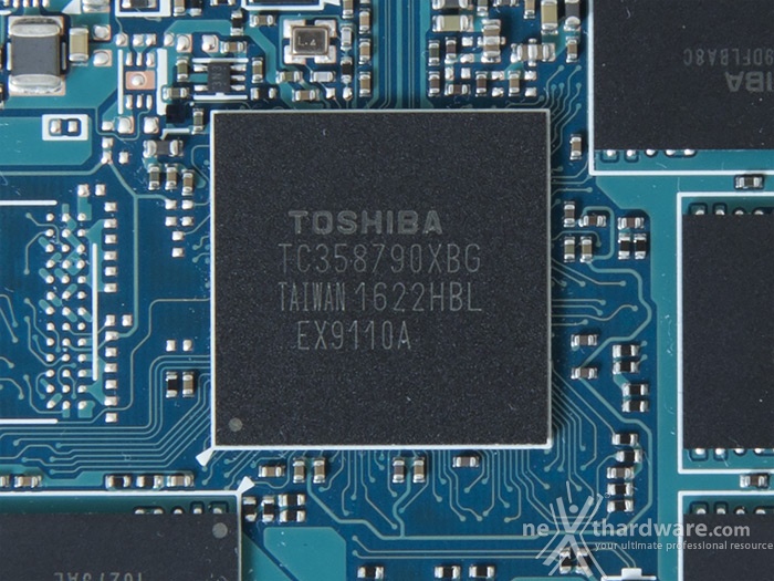 Toshiba OCZ VX500 512GB 2. Visto da vicino 7