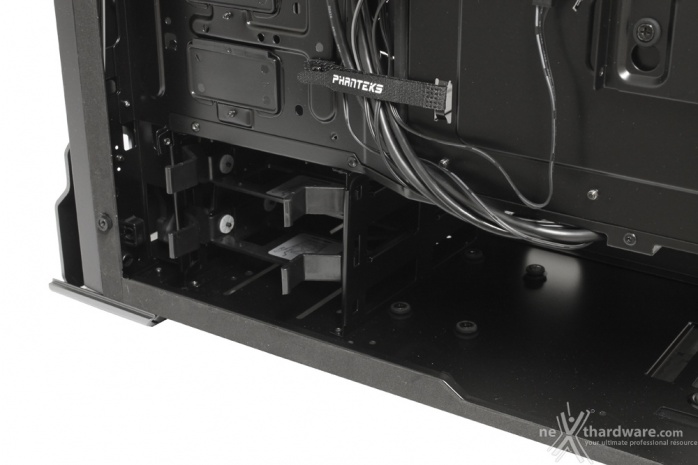 Phanteks Enthoo EVOLV ATX Tempered Glass 5. Interno - Parte seconda 6