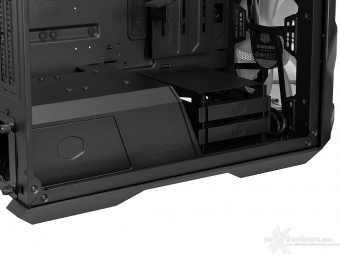 Cooler Master MasterCase H500M 4. Interno - Parte prima 6