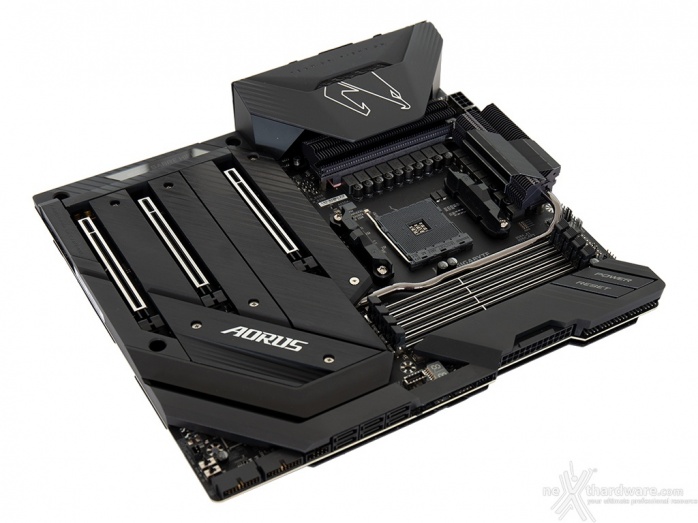 GIGABYTE X570 AORUS XTREME 2. Vista da vicino 1