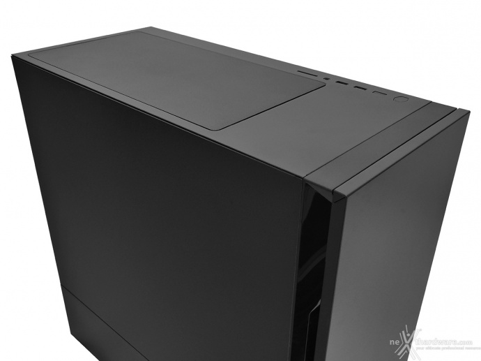 Cooler Master Silencio S600 2. Esterno 6