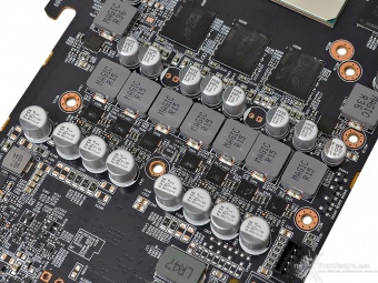 GIGABYTE Radeon RX 5700 XT GAMING OC 5. Layout & PCB 4