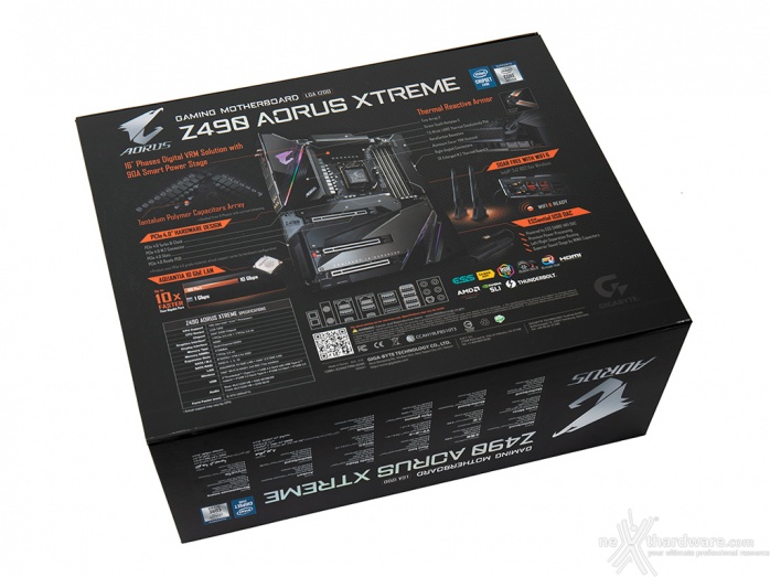 GIGABYTE Z490 AORUS XTREME 2. Packaging & Bundle 2