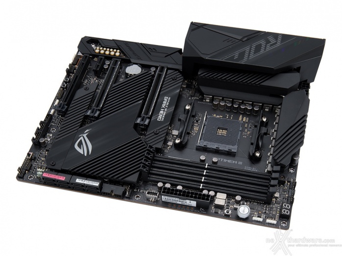 ASUS ROG Crosshair VIII Dark Hero 3. Vista da vicino 1