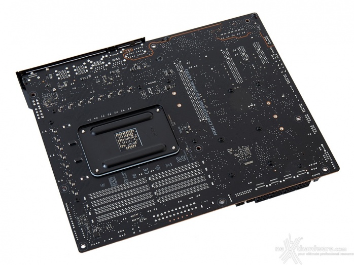 ASUS ROG Crosshair VIII Dark Hero 3. Vista da vicino 2