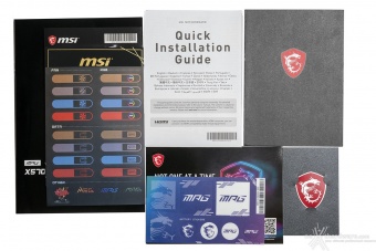 MSI MPG X570S CARBON MAX WIFI 2. Packaging & Bundle 5