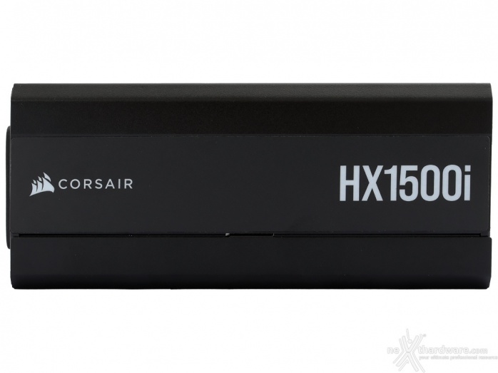 CORSAIR HX1500i 2. Visto da vicino 3