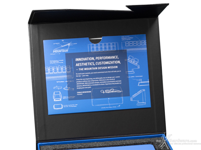 MOUNTAIN DisplayPad & MacroPad 1. Unboxing 11