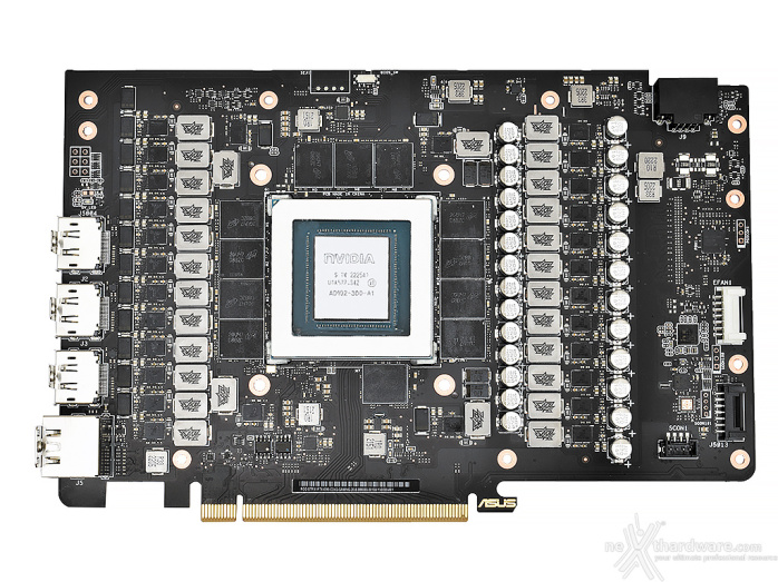 ASUS ROG Strix GeForce RTX 4090 OC 5. Layout & PCB 1