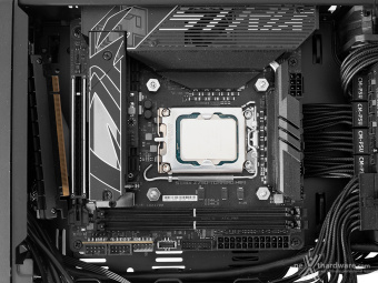 Cooler Master NCORE 100 MAX 5. Installazione componenti 4