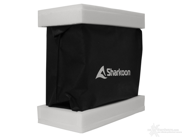 Sharkoon Rebel C70 RGB 1. Packaging & Bundle 2