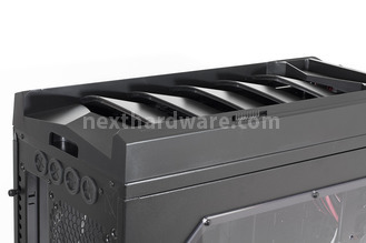 Aerocool XPREDATOR Black Edition 4. Visto da vicino - Esterno - Parte Seconda 4