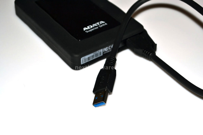 ADATA Superior SH-14 500GB USB 3.0 2. Visto da Vicino 4