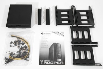 CM Storm Trooper 1. Packaging e Bundle 3