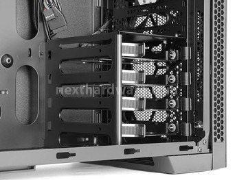 Corsair Carbide 300R 4. A closer look - Interno 8