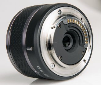 Nikon V1, la prova completa 6. Analisi Obiettivo 1 Nikkor 10-30mm 3.5-5.6 VR, distorsione fall-off 2