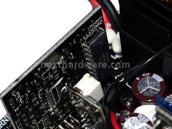 PC Power & Cooling Silencer Mk III 1200W 5. Componentistica & Layout - Parte 2 9