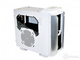 Thermaltake Armor Revo Gene Snow Edition 2. Out of the box 5