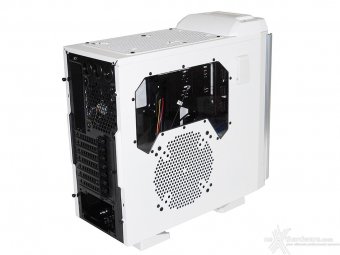 Thermaltake Armor Revo Gene Snow Edition 2. Out of the box 8