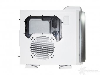 Thermaltake Armor Revo Gene Snow Edition 2. Out of the box 3