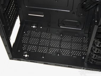 Thermaltake Armor Revo Gene Snow Edition 5. Interno 9